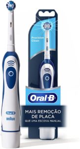 Escova Dental Elétrica Oral-B Pro-Saúde Power + 2 Pilhas